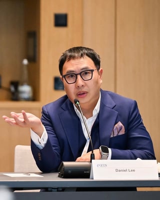 Mr Daniel Lee